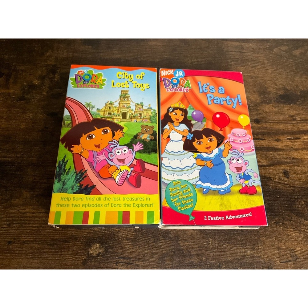 Dora the Explorer - City of Lost Toys and Its a Party VHS Slipcover
